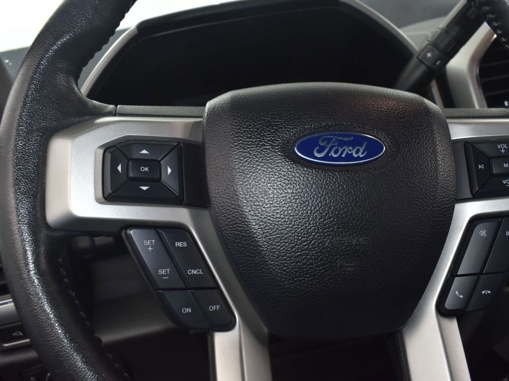 Certified 2020 Ford F350 Lariat w/ Lariat Value Package image 31
