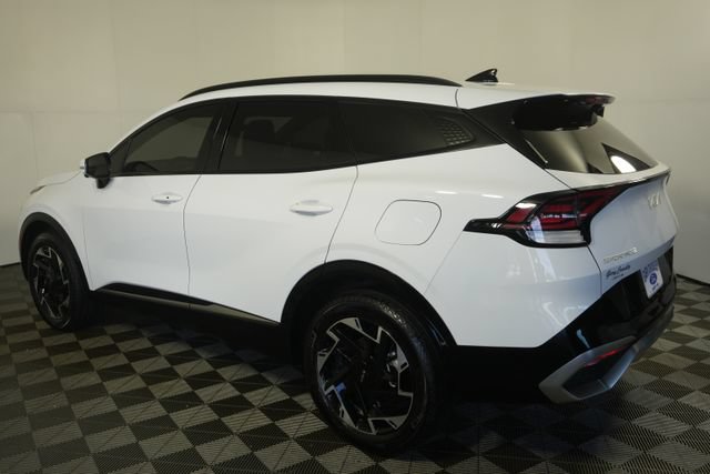 Used 2025 Kia Sportage SX AWD/4WD image 5