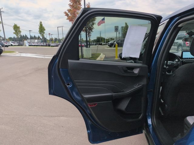 Certified 2023 Ford Escape Active AWD/4WD image 23