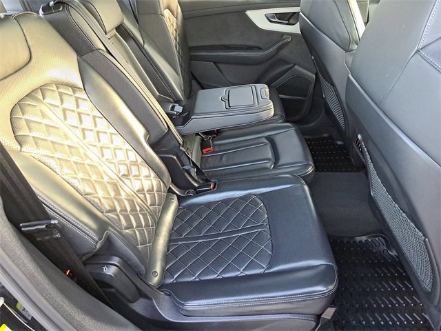 Used 2024 Audi Q7 3.0T Prestige w/ Prestige Package image 29