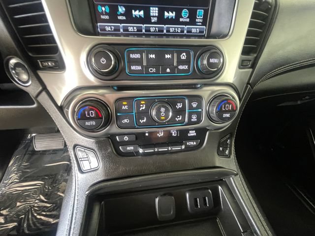 Used 2019 Chevrolet Suburban Premier AWD/4WD image 15