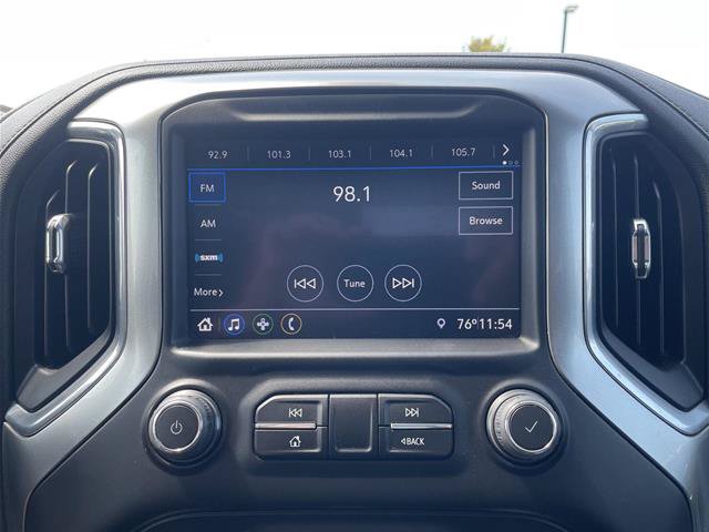 Used 2022 Chevrolet Silverado 1500 LT AWD/4WD image 24