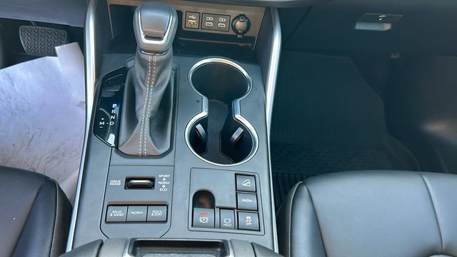 Used 2024 Toyota Highlander XLE image 22