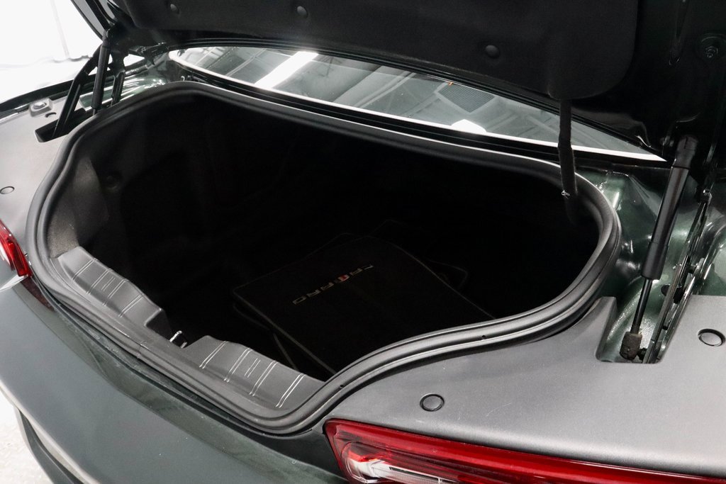 Used 2020 Chevrolet Camaro LT w/ Technology Package image 14