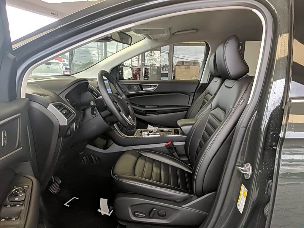 Certified 2023 Ford Edge SEL AWD/4WD image 13