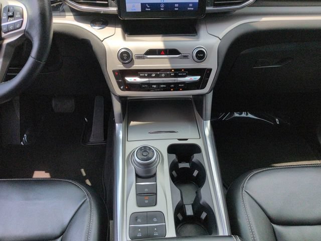 Certified 2023 Ford Explorer XLT w/ Equipment Group 202A RWD image 23