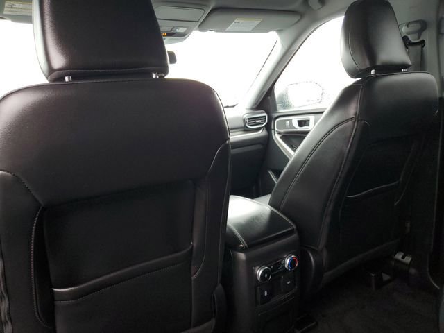 Certified 2022 Ford Explorer XLT w/ Equipment Group 202A image 33