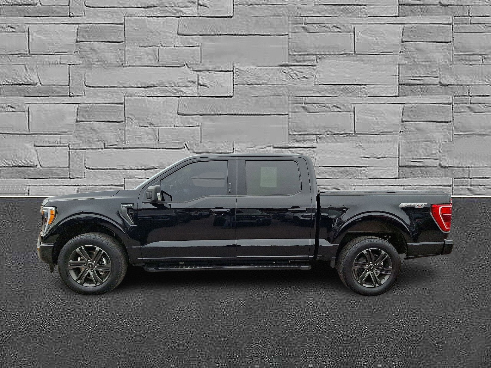 Certified 2022 Ford F150 XLT w/ Equipment Group 302A High image 6