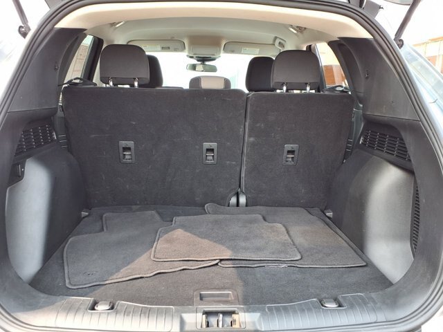 Certified 2022 Ford Escape SE w/ Cold Weather Package AWD/4WD image 19