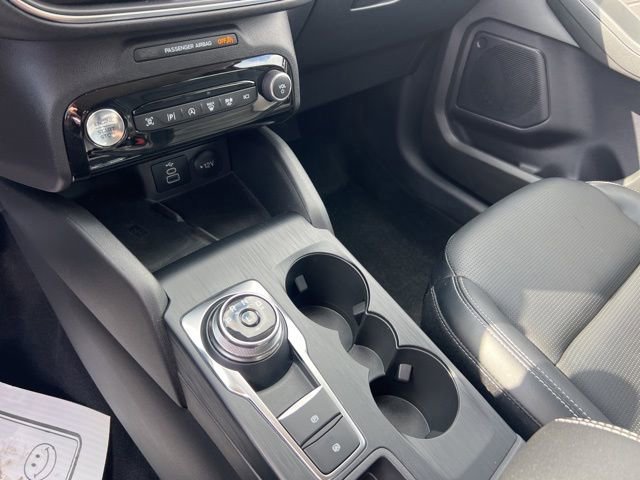 Certified 2024 Ford Escape Platinum image 16