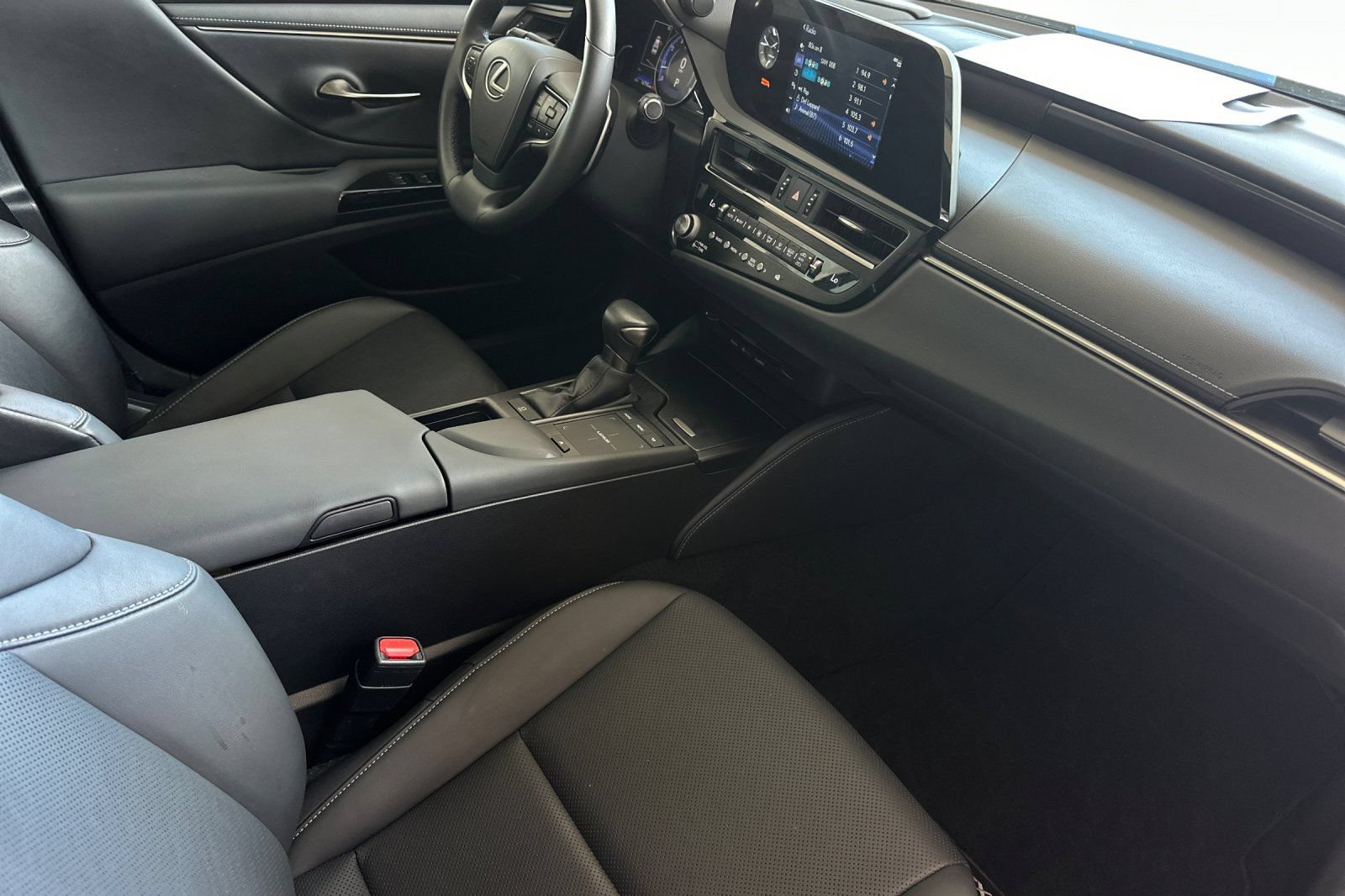 Used 2022 Lexus ES 350 w/ Accessory Package 2 FWD image 14