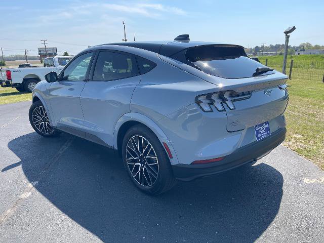 Certified 2025 Ford Mustang Mach-E Premium image 3