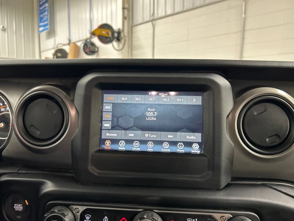 Used 2022 Jeep Wrangler Unlimited Sport AWD/4WD image 18