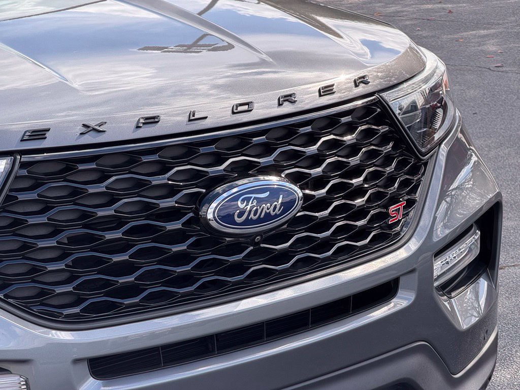 Certified 2023 Ford Explorer ST w/ Equipment Group 401A AWD/4WD image 10