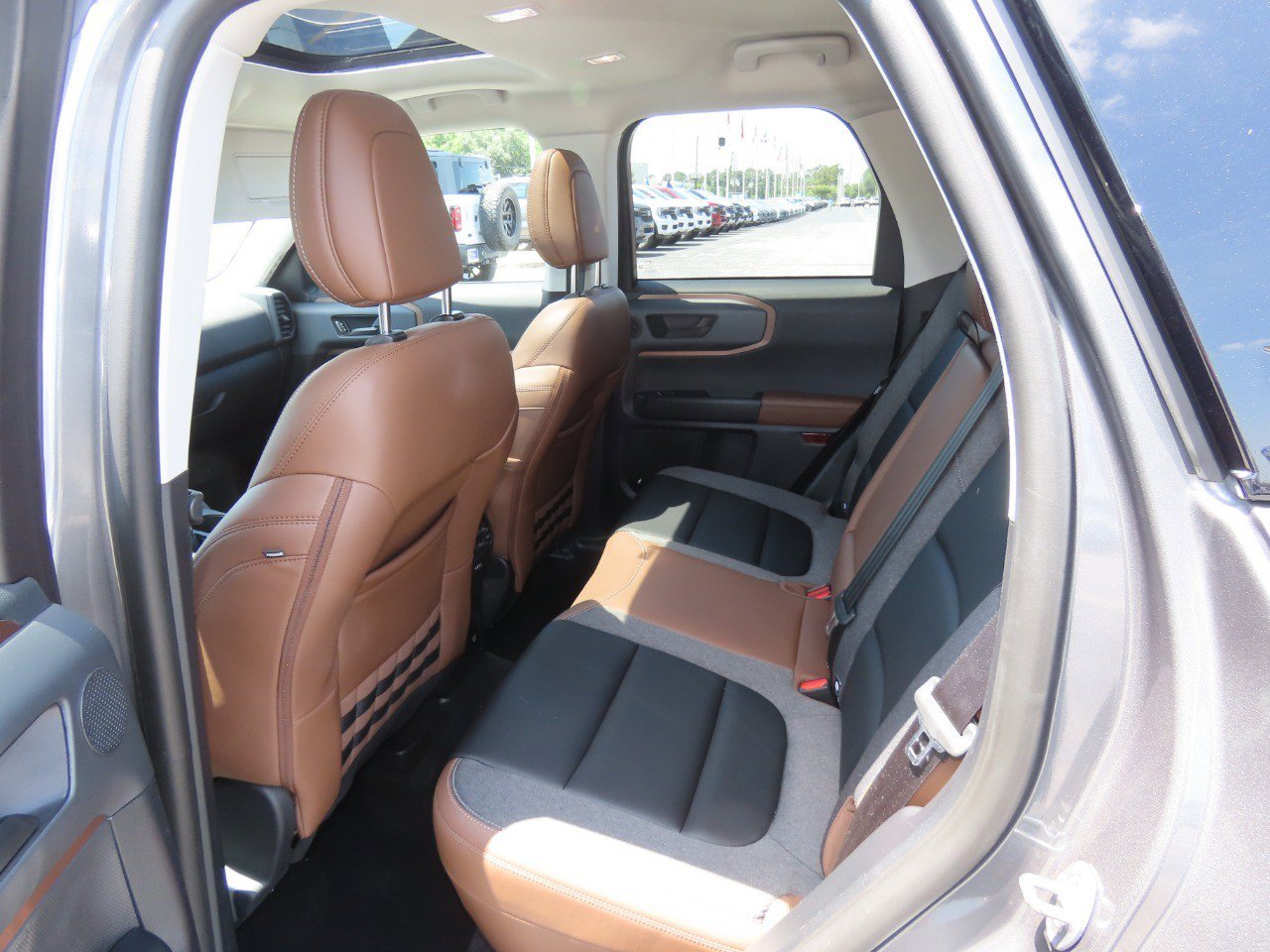 Certified 2024 Ford Bronco Sport Outer Banks w/ Tech Package AWD/4WD image 18