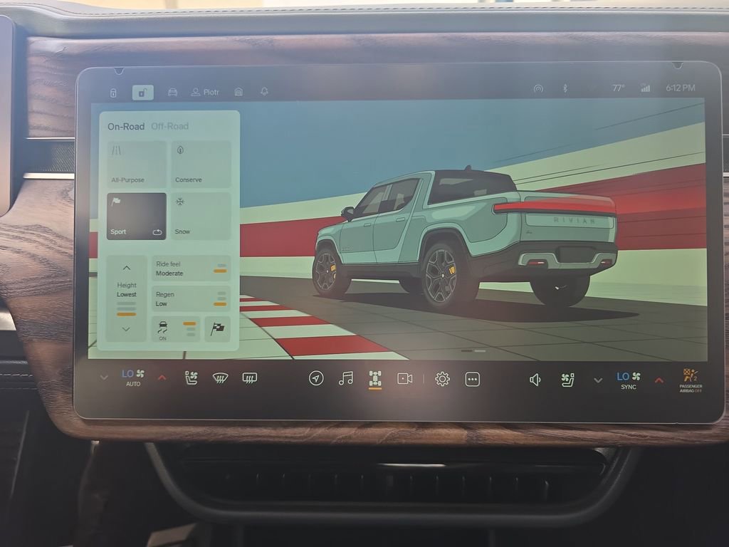 Used 2022 Rivian R1T Adventure image 30