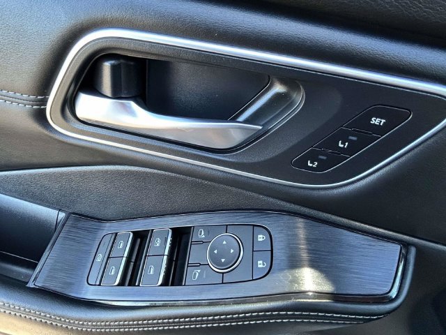 Used 2026 Nissan Rogue Platinum w/ Platinum Premium Package AWD/4WD image 19