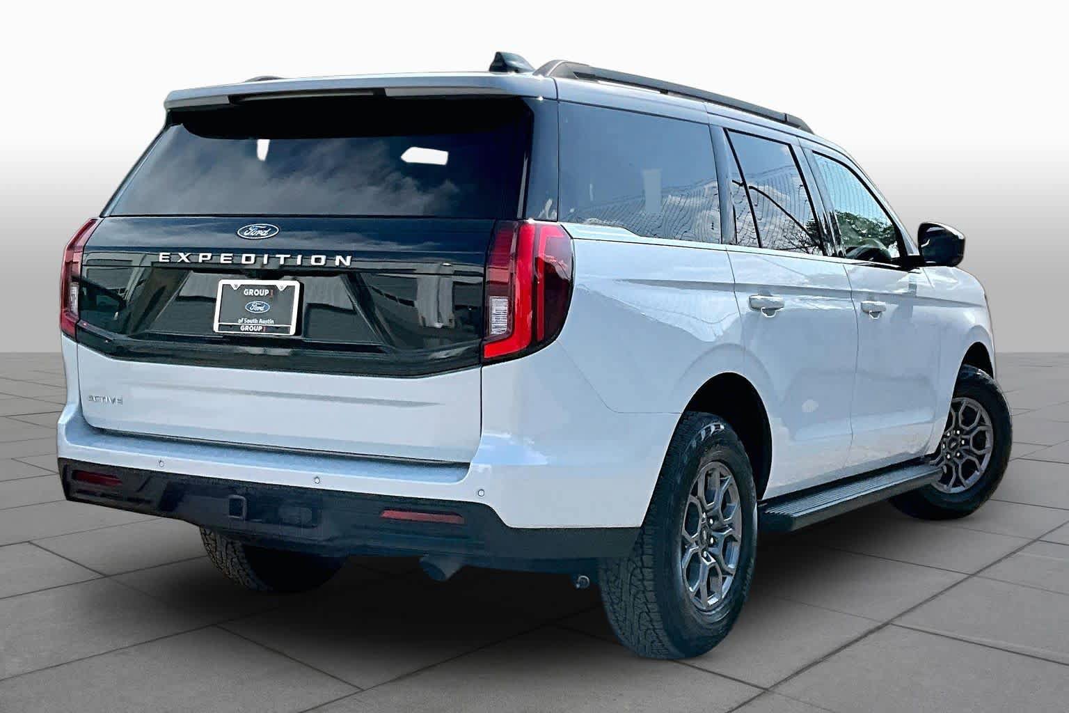 Certified 2025 Ford Expedition Active RWD image 8