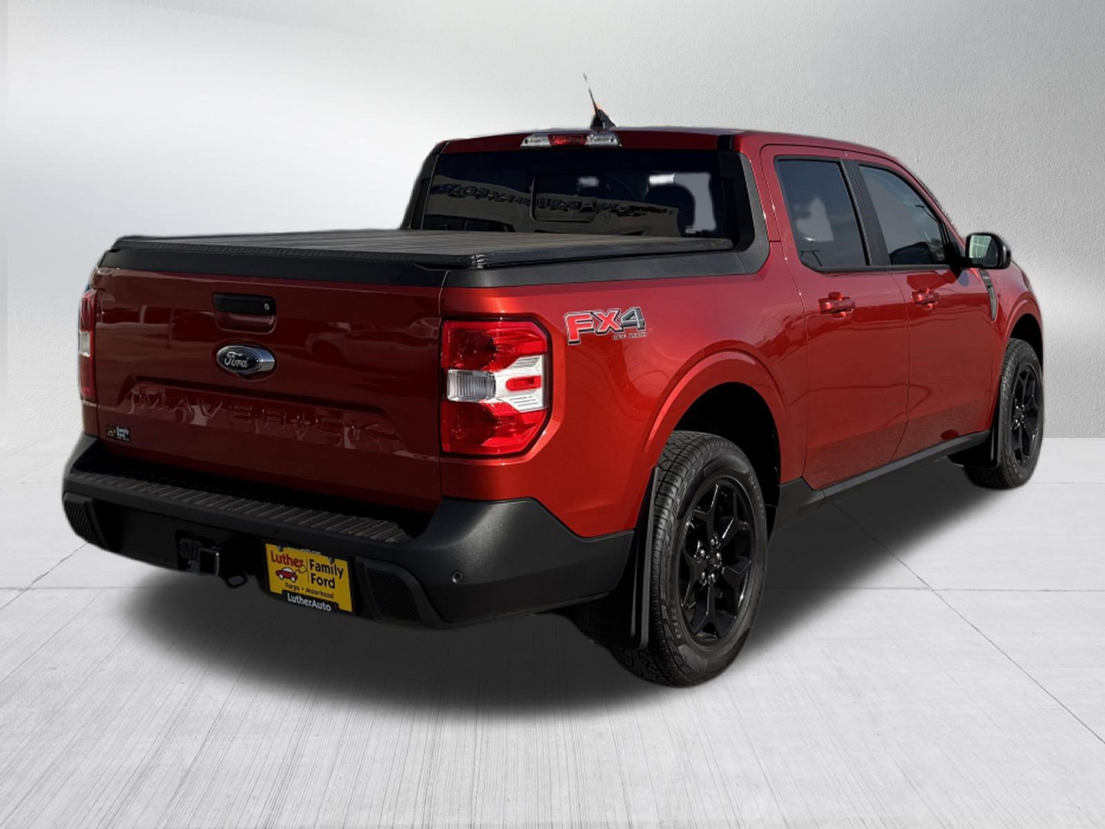 Certified 2024 Ford Maverick Lariat w/ FX4 Off-Road Package AWD/4WD image 7