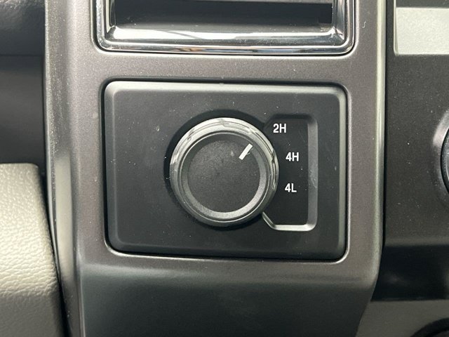 Certified 2019 Ford F150 XLT w/ Equipment Group 302A Luxury AWD/4WD image 19