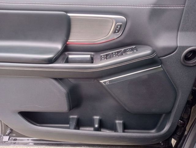 Certified 2025 Ford Expedition Platinum AWD/4WD image 13