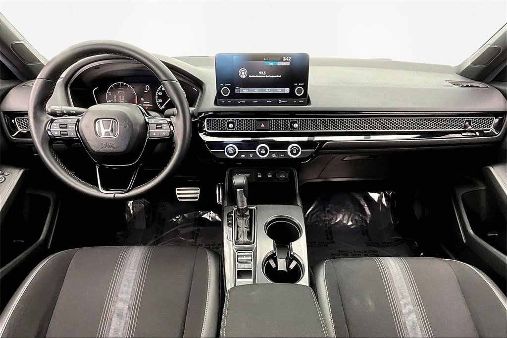 Used 2025 Honda Civic Sport image 16