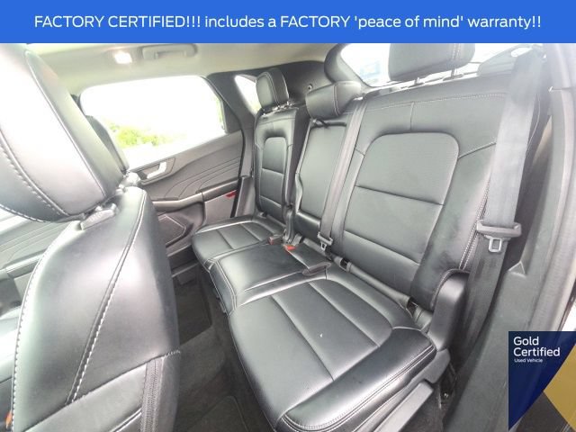 Certified 2025 Ford Escape Platinum AWD/4WD image 18