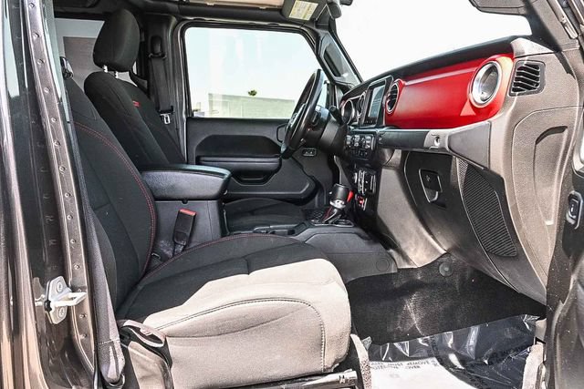 Used 2022 Jeep Gladiator Rubicon AWD/4WD image 19