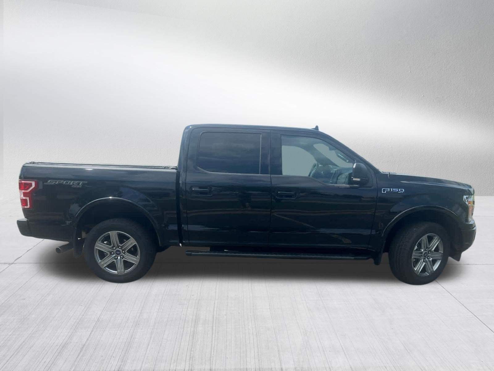 Certified 2018 Ford F150 XLT w/ Equipment Group 302A Luxury AWD/4WD image 8