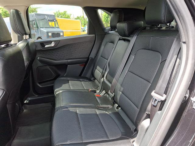 Certified 2020 Ford Escape Titanium AWD/4WD image 9