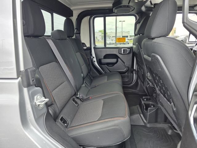 Used 2021 Jeep Gladiator Mojave AWD/4WD image 27