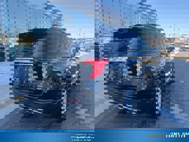 Certified 2023 Ford Explorer XLT w/ Equipment Group 202A image 5