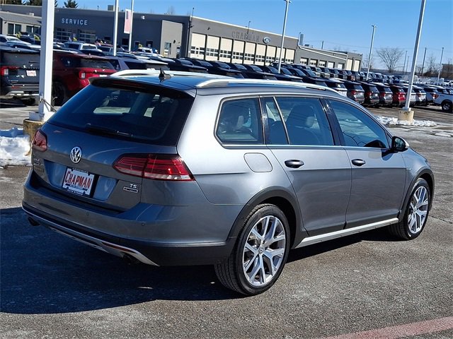 Used 2018 Volkswagen Golf Alltrack SEL image 6