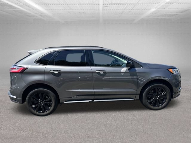 Certified 2024 Ford Edge SE w/ Black Appearance Package AWD/4WD image 10