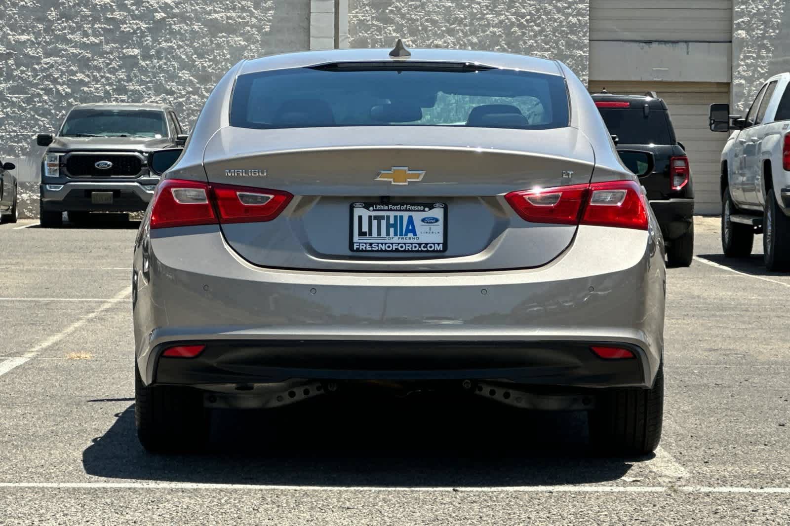 Used 2025 Chevrolet Malibu LT FWD image 7