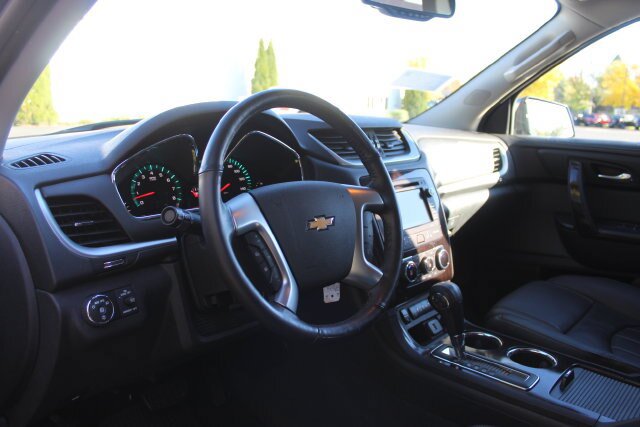 Used 2017 Chevrolet Traverse Premier AWD/4WD image 11