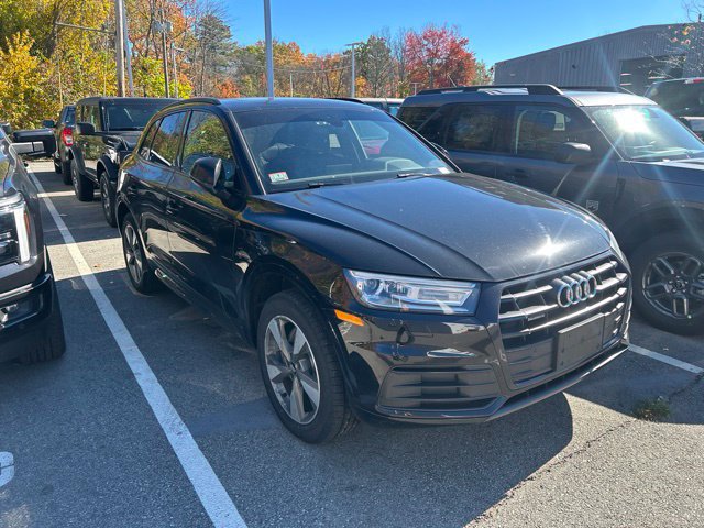 Used 2020 Audi Q5 2.0T Premium w/ Titanium Sport Package AWD/4WD image 3