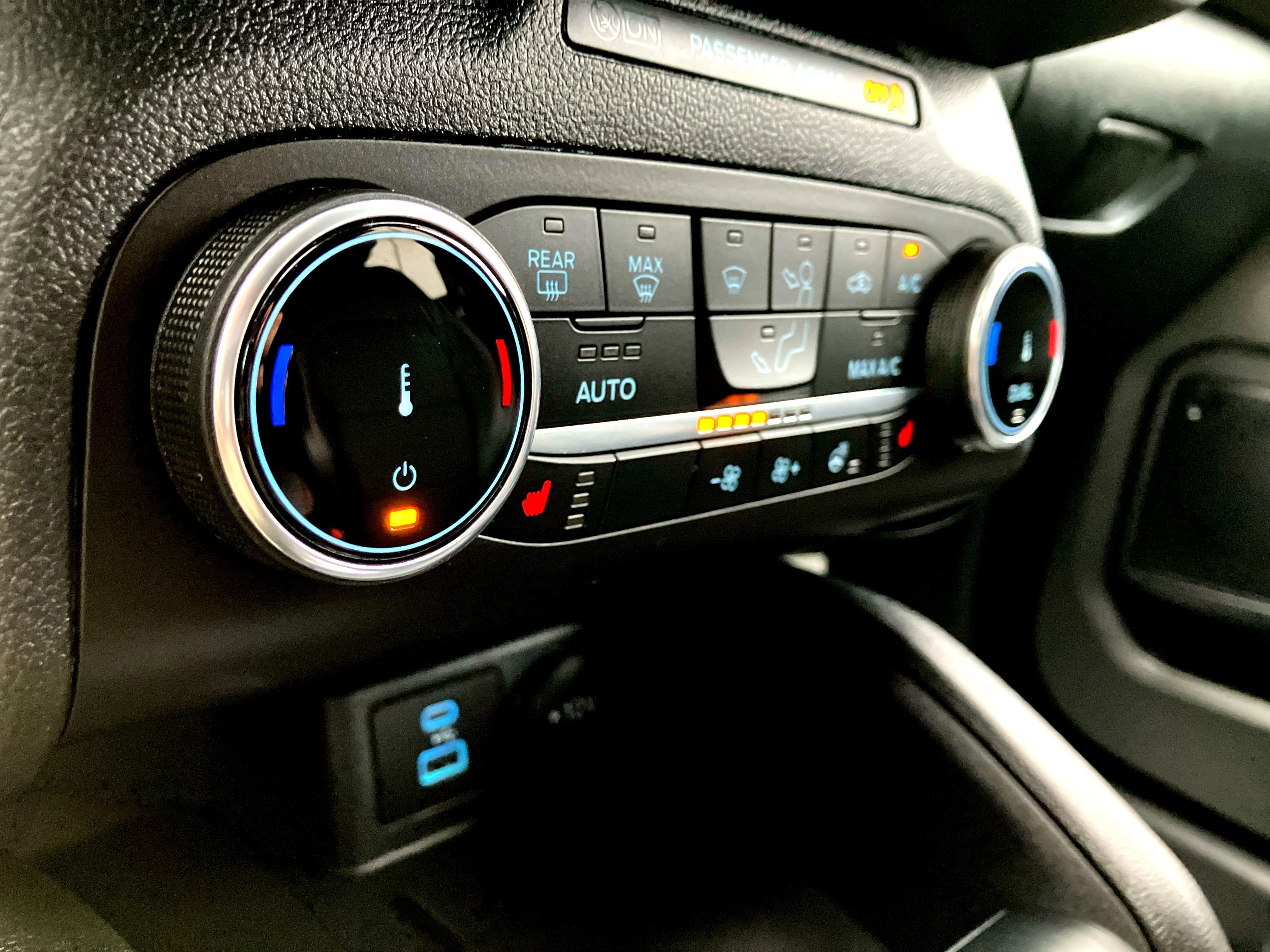 Certified 2023 Ford Escape ST-Line image 30