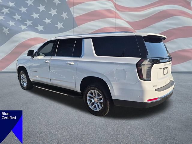 Used 2025 Chevrolet Suburban LT w/ Comfort Package RWD image 5