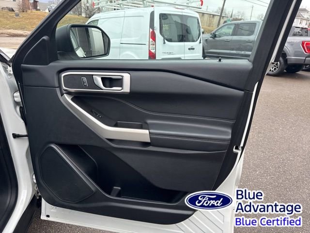 Certified 2023 Ford Explorer XLT w/ Equipment Group 202A image 32