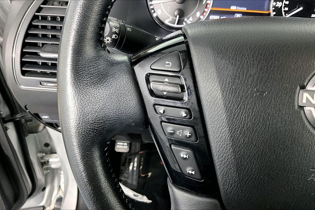 Used 2021 Nissan Armada SL w/ Captain's Chairs Package RWD image 18