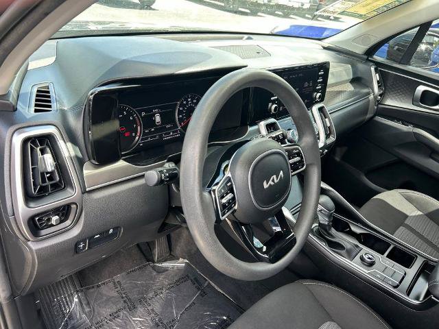 Used 2023 Kia Sorento LX FWD image 20