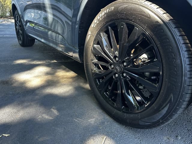 Certified 2023 Ford Escape ST-Line Elite w/ Premium Technology Package AWD/4WD image 11