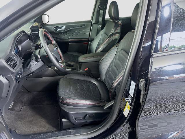 Certified 2024 Ford Escape ST-Line Elite w/ Premium Technology Package AWD/4WD image 22
