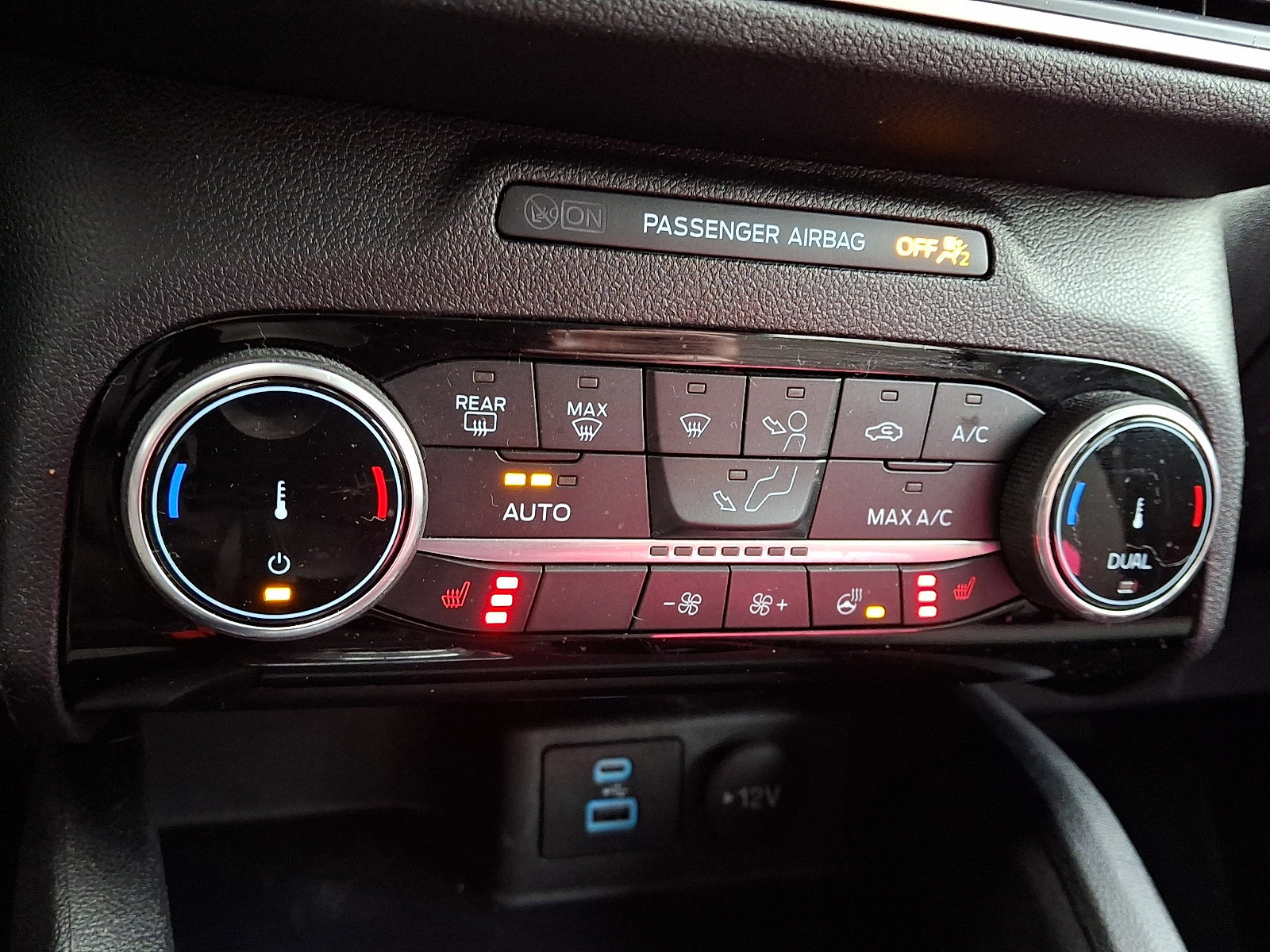 Certified 2022 Ford Escape SE w/ Convenience Package image 19