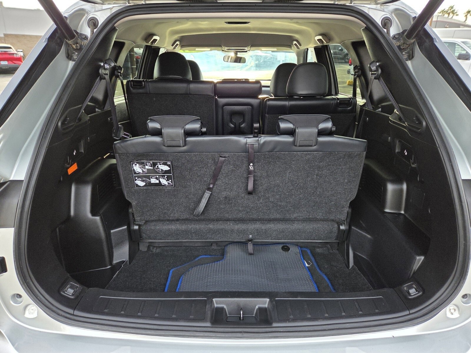 Used 2024 Mitsubishi Outlander 4WD Plug-In Hybrid image 14