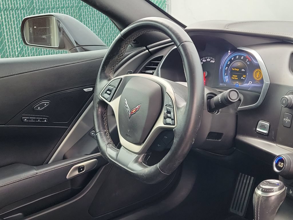 Used 2019 Chevrolet Corvette Stingray Convertible Z51 2LT RWD image 13