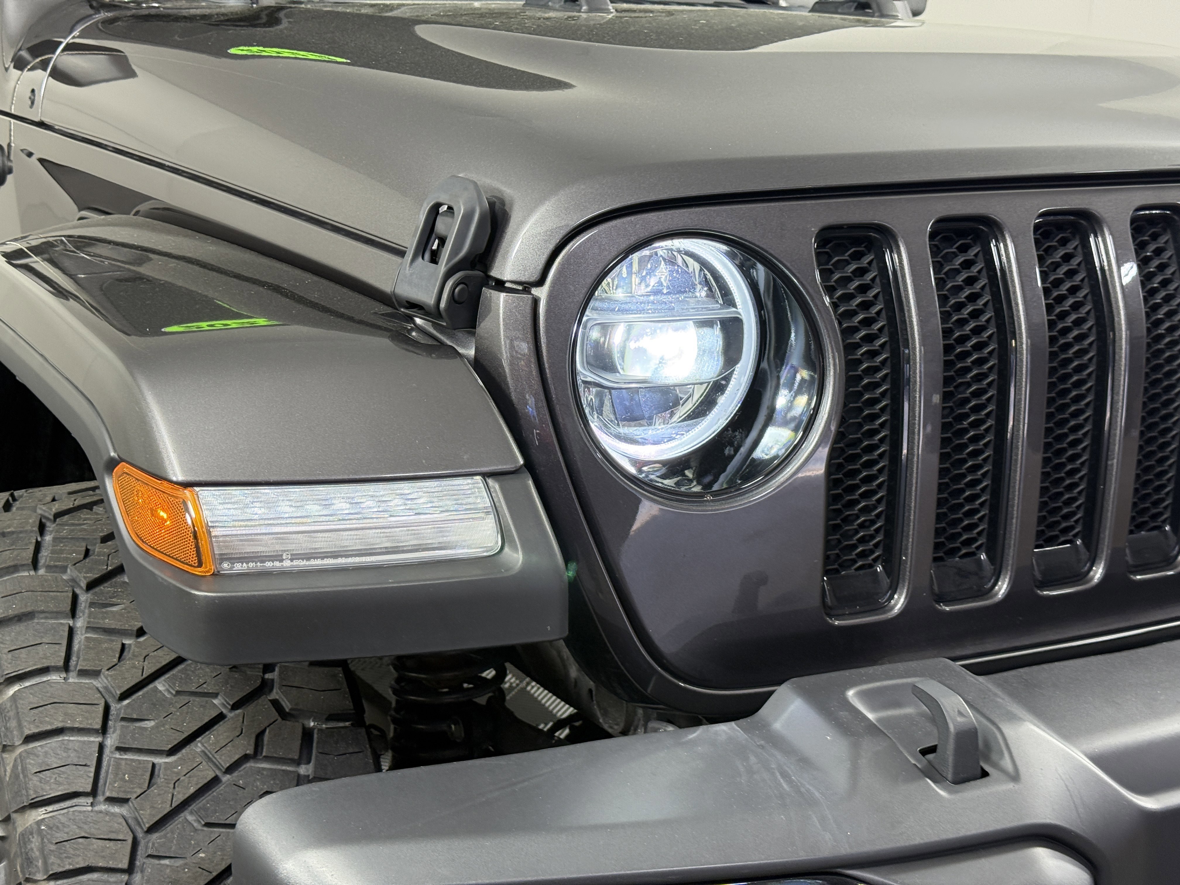 Used 2022 Jeep Wrangler Unlimited Sahara image 7