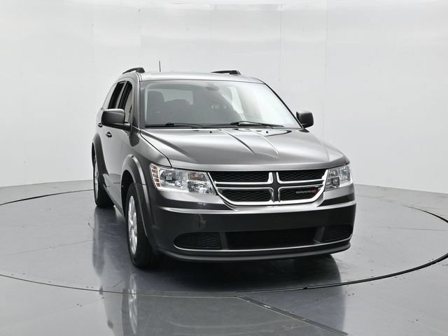 Used 2020 Dodge Journey SE w/ SE Popular Equipment Group FWD image 4