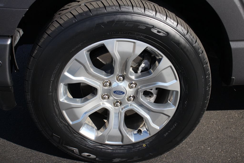 Certified 2022 Ford F150 Platinum w/ Equipment Group 701A High AWD/4WD image 14
